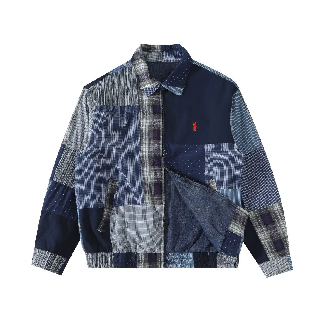 P470 #R15 Ralph Lauren Tokyo limited reversible spliced denim jacket. Catwalk style. Heavy work splicing. Tokyo limited catwalk style. Not available in China. Reversible design. Buying one is equal to buying two. The whole garment is washed and distressed. Heavy work and splicing. Maximum fabric loss. No complicated copywriting. Self-observation of details. Shipping is time-consuming and labor-intensive. If you like it, hurry up and be first to arrive. SIZE: S M L XL Length: 64/66/68/70 Bust: 116/120/124/128 Shoulder width: 52/53/54/55 Sleeve length: 57/58/59/60 Hem: 90/92/94/96 (elastic)